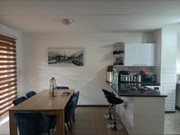 2 Bedroom House For Sale in Parkdene