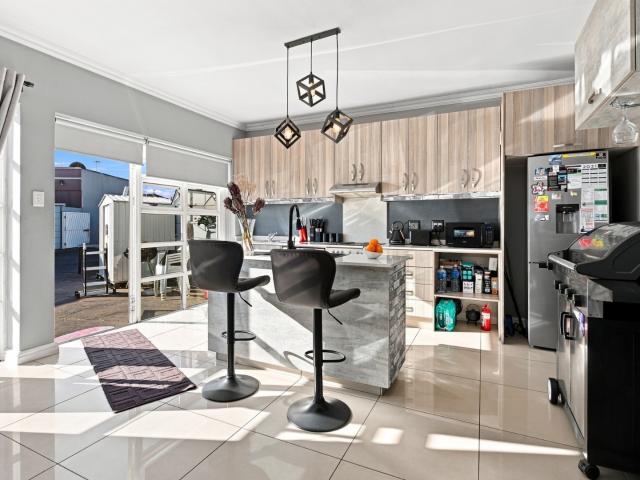 2 Bedroom House For Sale in Parklands