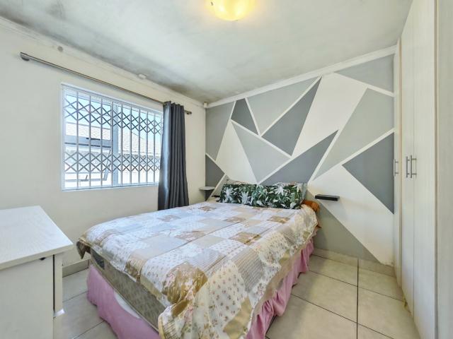 2 Bedroom House For Sale in Parsonsvlei