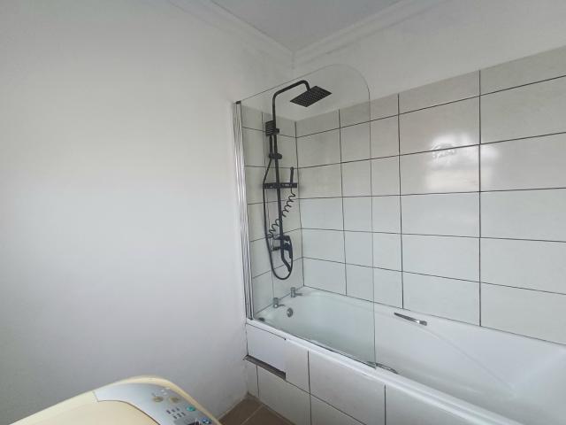 2 Bedroom House For Sale in Pelican Park