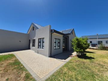 2 Bedroom House For Sale in Robertson