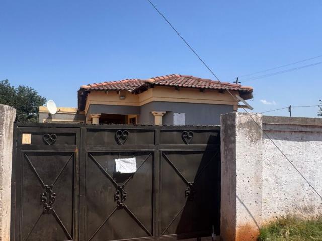 2 Bedroom House For Sale in Rondebult