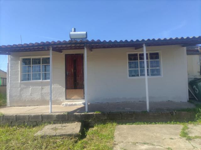 2 Bedroom House For Sale in Rosedale