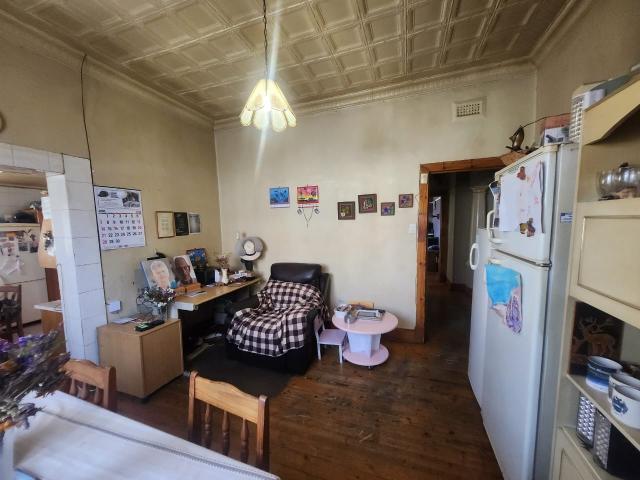 2 Bedroom House For Sale in Regents Park