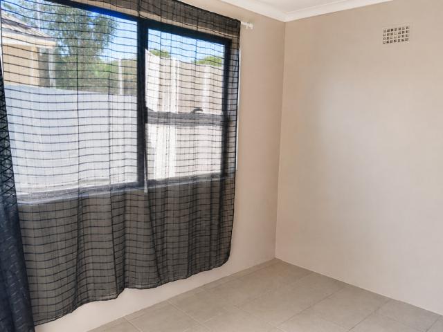 2 Bedroom House For Sale in West Bank