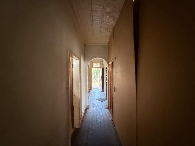 2 Bedroom House For Sale in Westdene