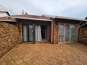 2 Bedroom House For Sale in Witfield