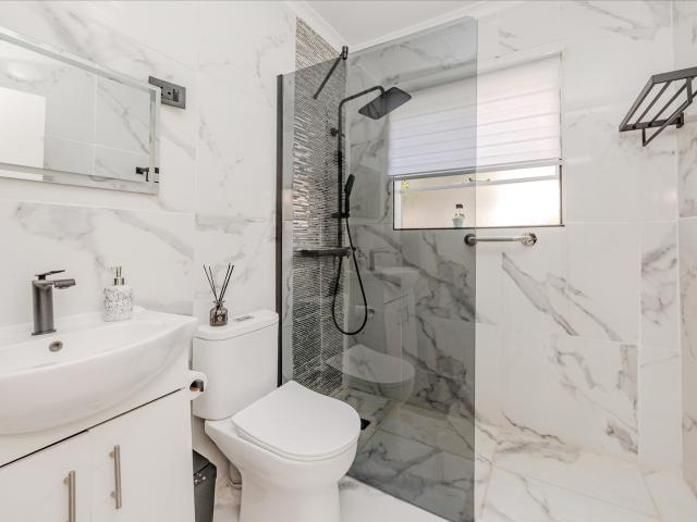2 Bedroom House For Sale in Wilgeheuwel