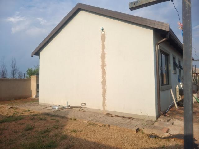 2 Bedroom House For Sale in Wilfordon