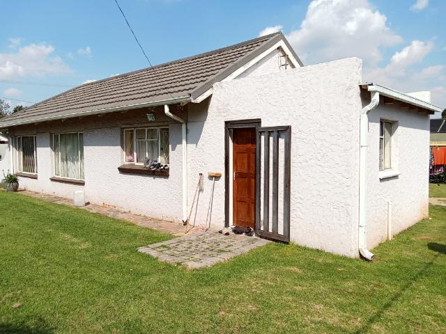 2 Bedroom House For Sale in Wychwood