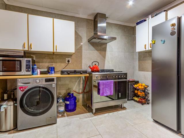 2 Bedroom House For Sale in Terenure
