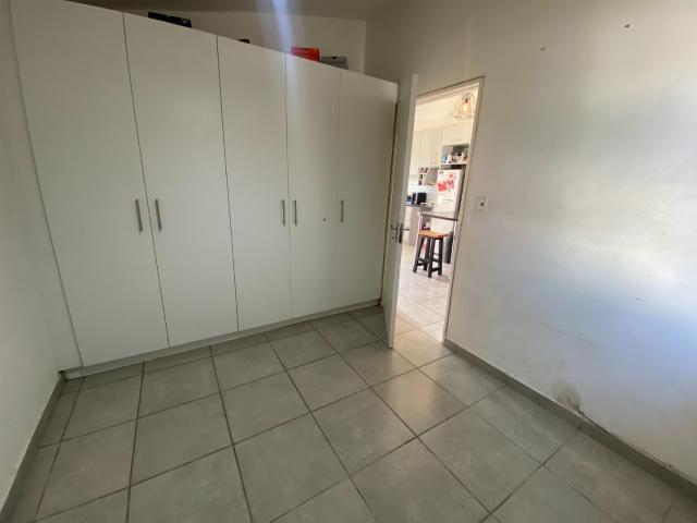 2 Bedroom House For Sale in The Conifers