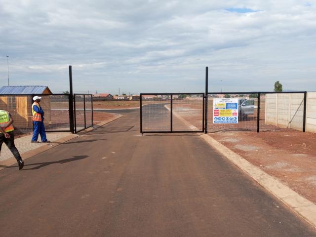 2 Bedroom House For Sale in Vosloorus