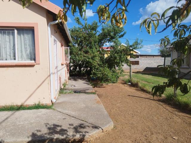2 Bedroom House For Sale in Zamdela