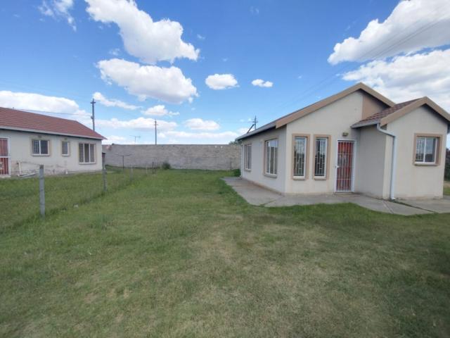 2 Bedroom House For Sale in Zamdela