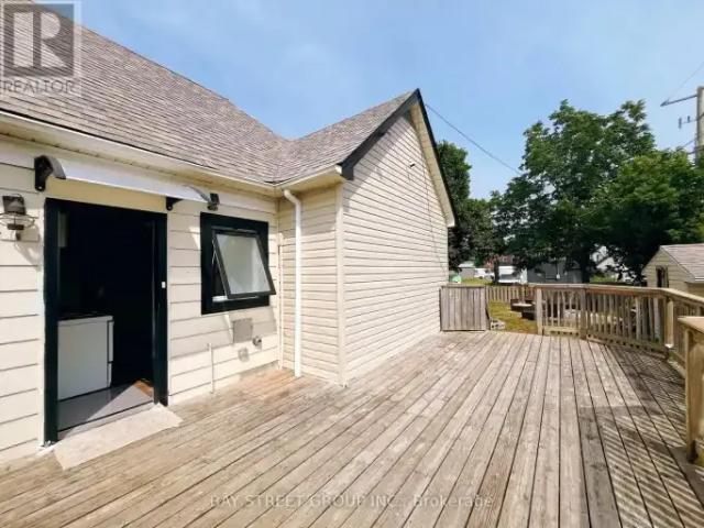 2 Bedroom House Fort Erie ON 103215906
