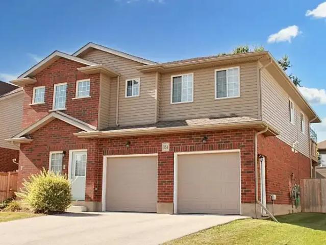 2 Bedroom House Fergus ON 103593967