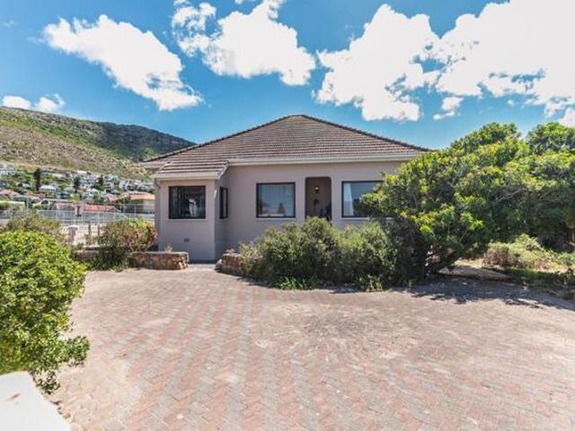 2 Bedroom House Fish Hoek Western Cape 103429871