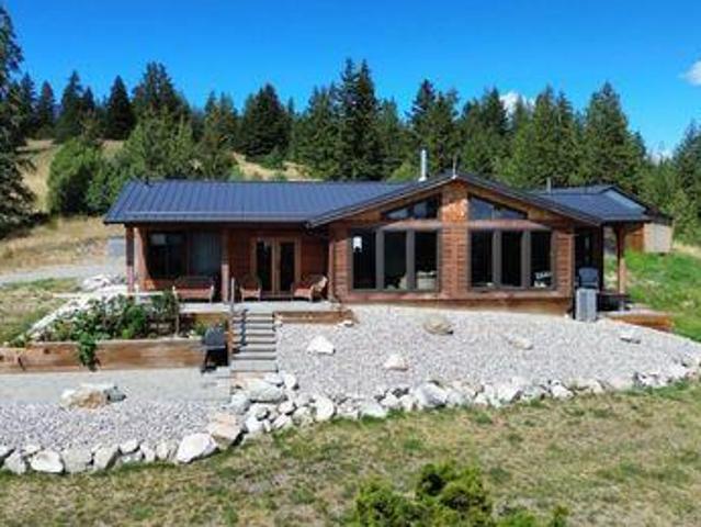 2 Bedroom House Kamloops British Colombia LS104603316