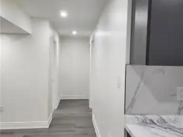 2 Bedroom House Kitchener ON 102915232