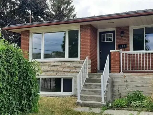 2 Bedroom House Kitchener ON 104470985