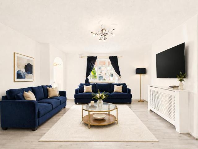 2 Bedroom House Hatfield Hatfield 103152612