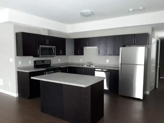 2 Bedroom House Huntsville ON 105505213