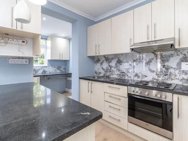 2 Bedroom House in Claremont