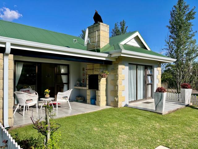 2 Bedroom House in Clarens