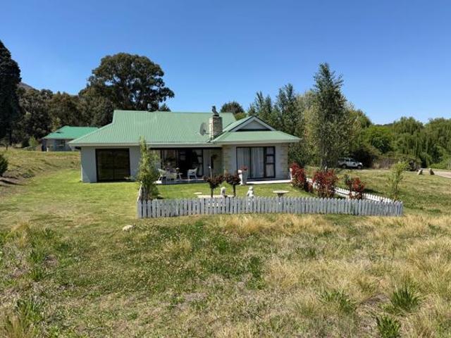 2 Bedroom House in Clarens