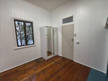 2 bedroom house in Clayfield