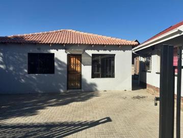 Cress Lawn, City of Ekurhuleni Metropolitan Municipality, Gauteng, South Africa