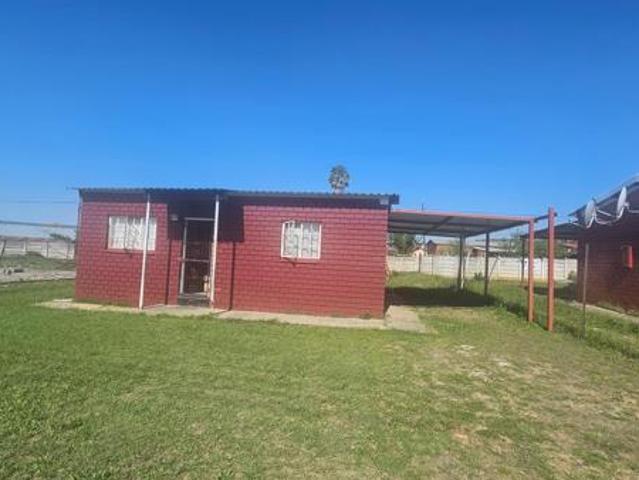 2 Bedroom House in Acaciaville