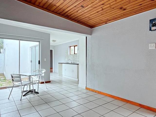 2 Bedroom House in Boston