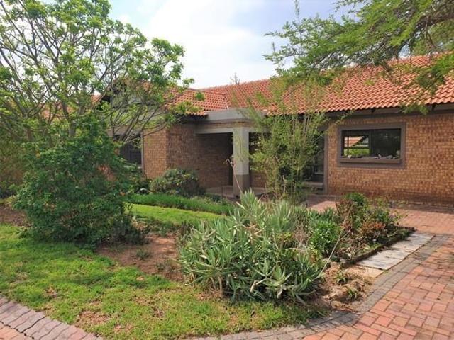 2 Bedroom House in Bateleur Estate