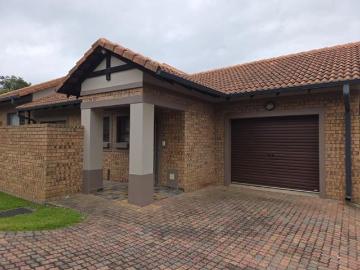 2 Bedroom House in Bateleur Estate