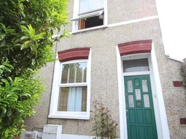 2 bedroom house in Beckenham