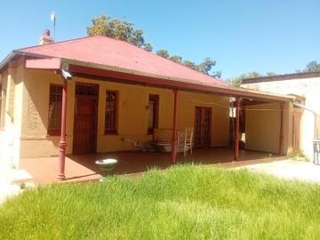 2 Bedroom House in Benoni Cbd