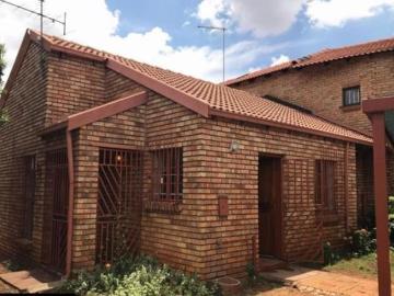 2 Bedroom House in Birch Acres