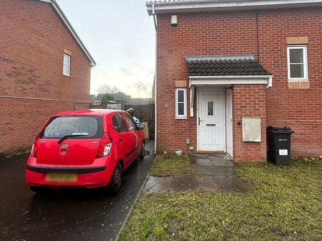 2 bedroom house in Birmingham