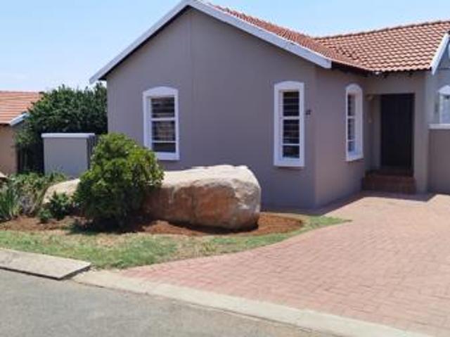 2 Bedroom House in Brits Central
