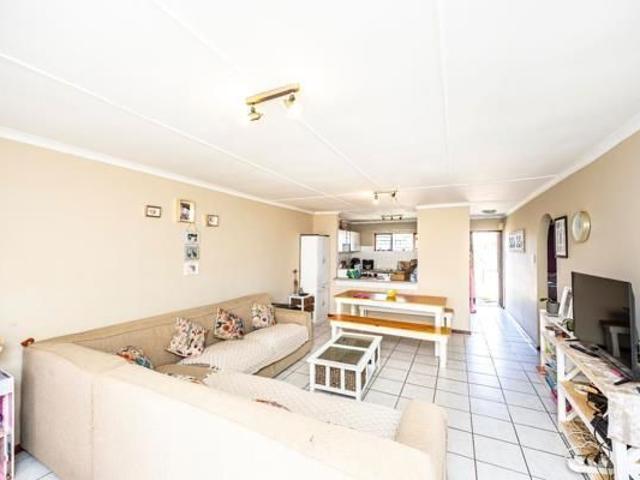 2 Bedroom House in Gonubie