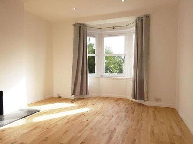 2 bedroom house in Glasgow