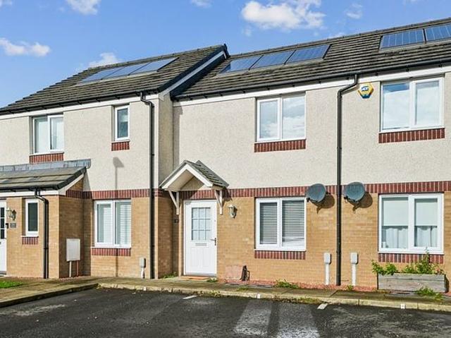 2 bedroom house in Glasgow