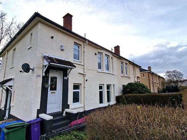 2 bedroom house in Glasgow