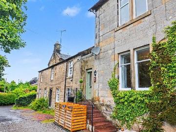 2 bedroom house in Glasgow