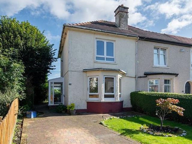 2 bedroom house in Glasgow