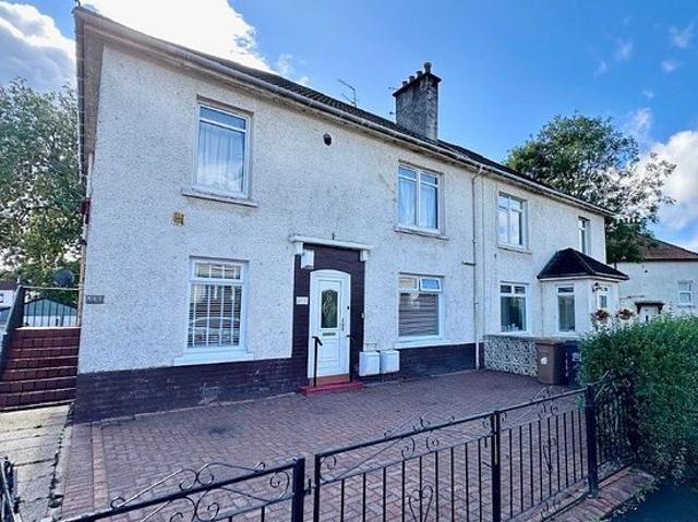 2 bedroom house in Glasgow