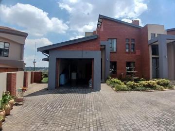 2 Bedroom House in Glen Erasmia