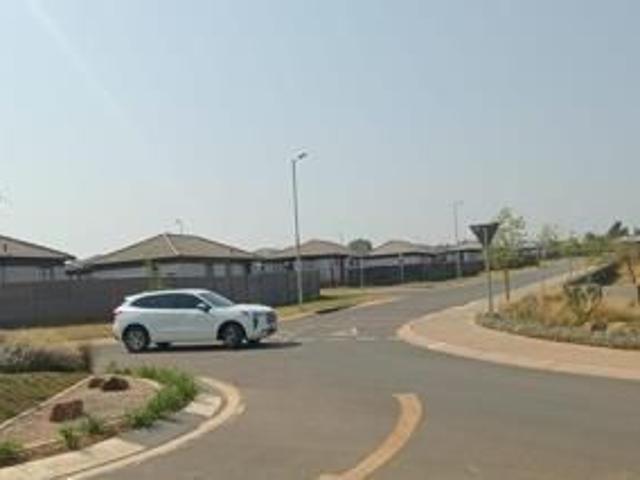2 Bedroom House in Glenway Estate